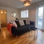 At Home In The City Serviced Apartments Newport